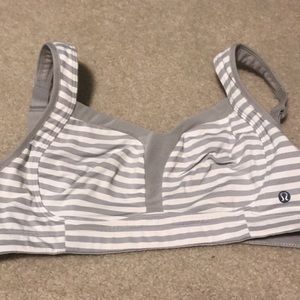 Lululemon sports bra Size 32E